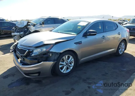 2011 Kia Optima Ex Turbo z USA, uszkodzony, nr VIN KNAGN4A68B5131853